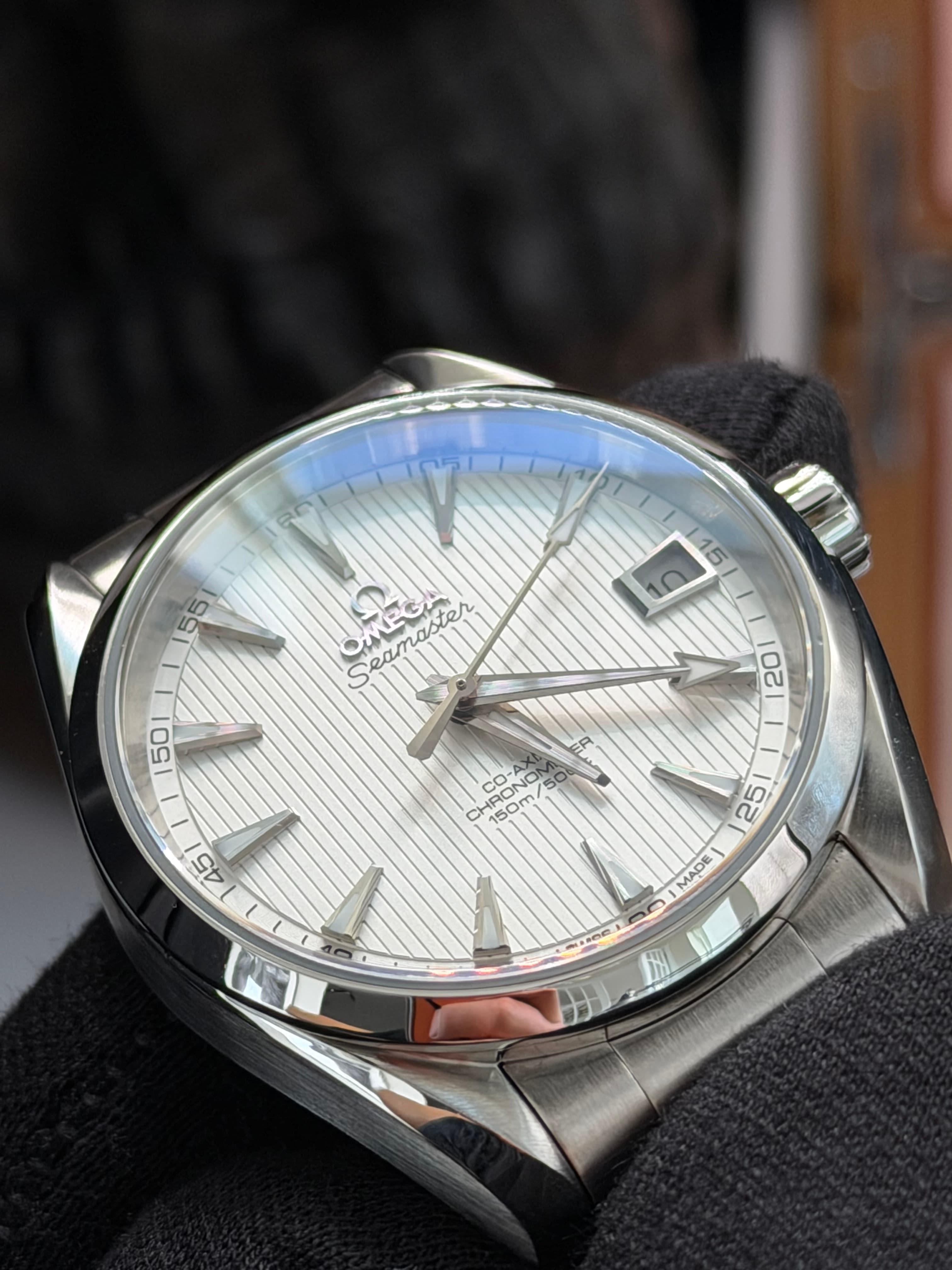 Omega Seamaster Aqua Terra - view 12