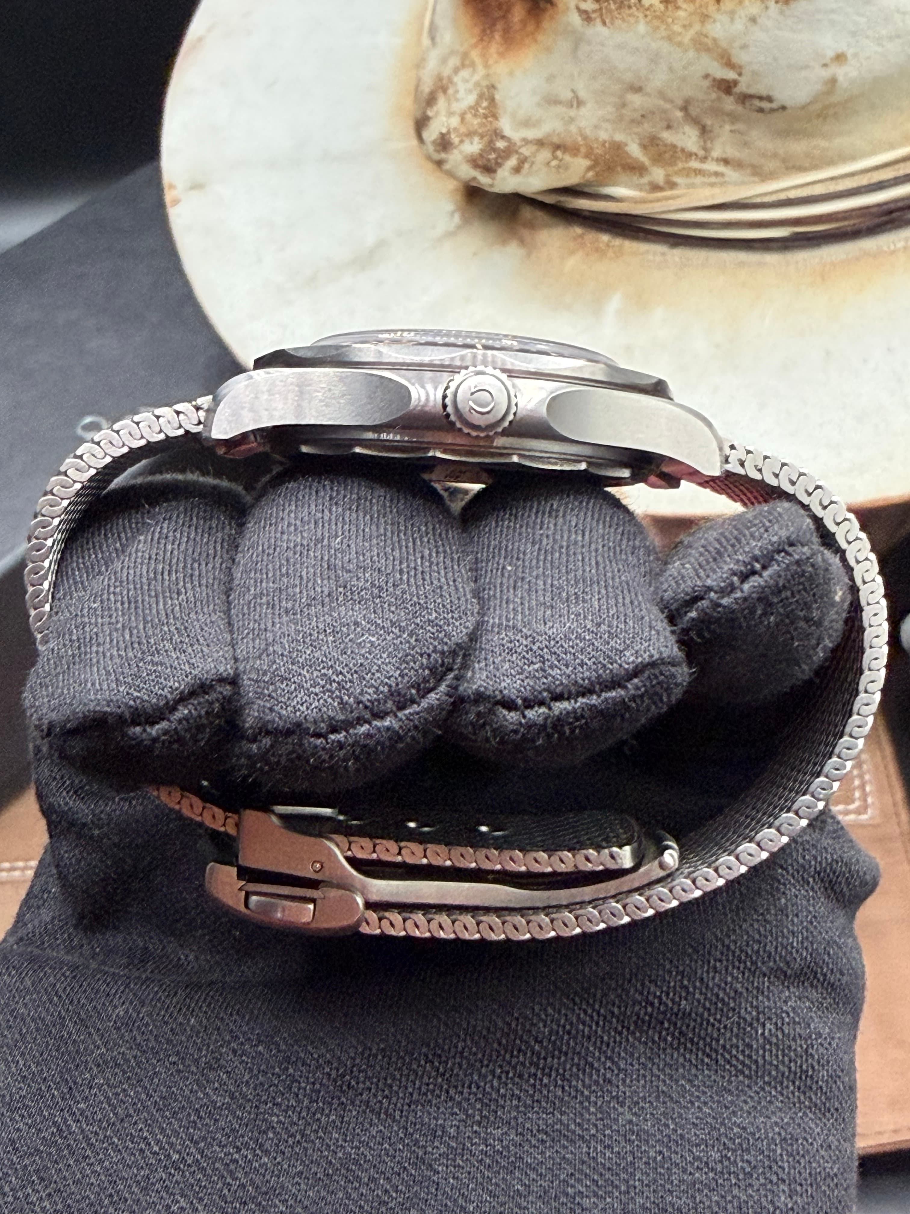 Omega Seamaster Diver 300 M 007 NTTD - view 8