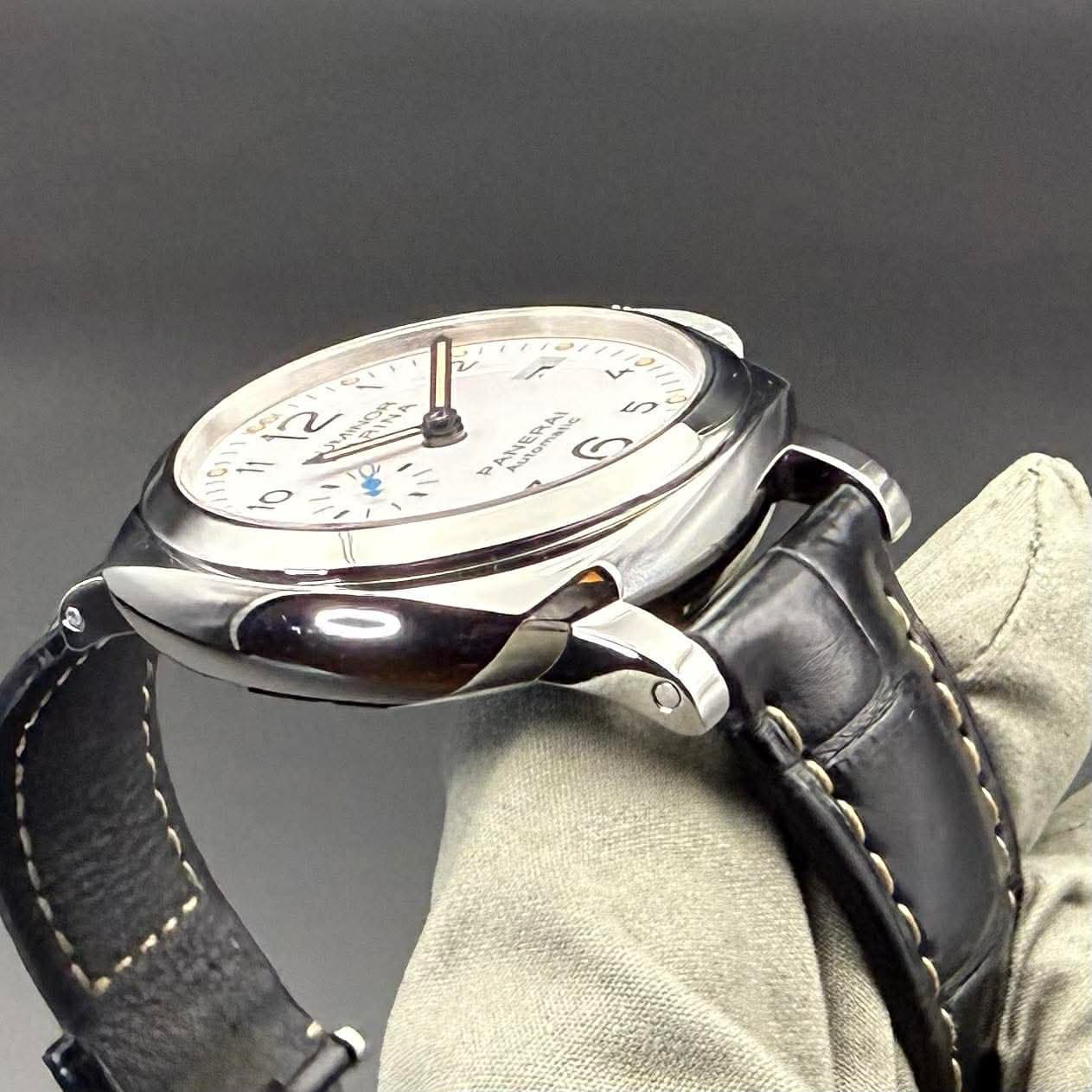 Panerai Luminor Marina 1950 3 Day - view 4