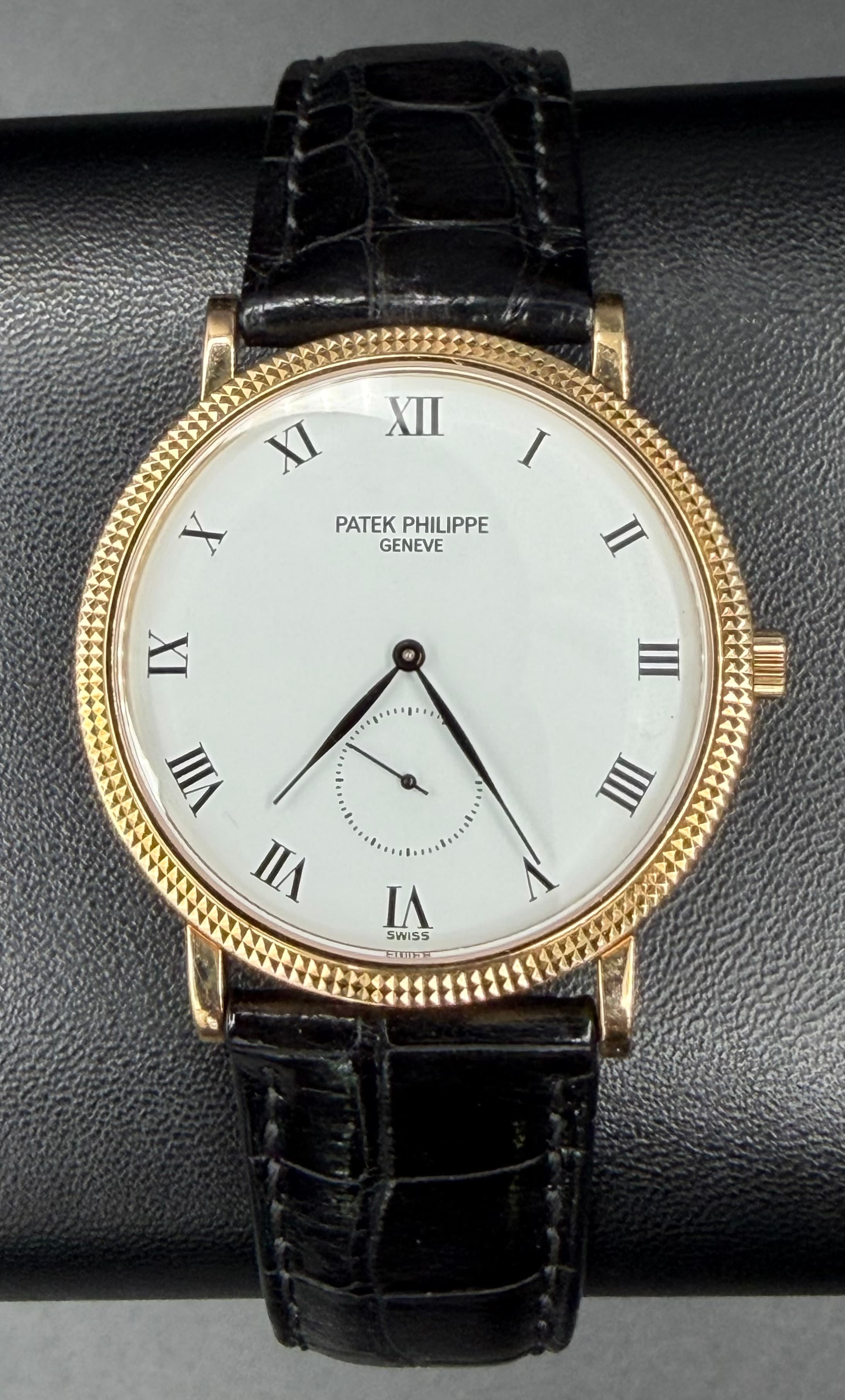 Patek Philippe Calatrava - view 2