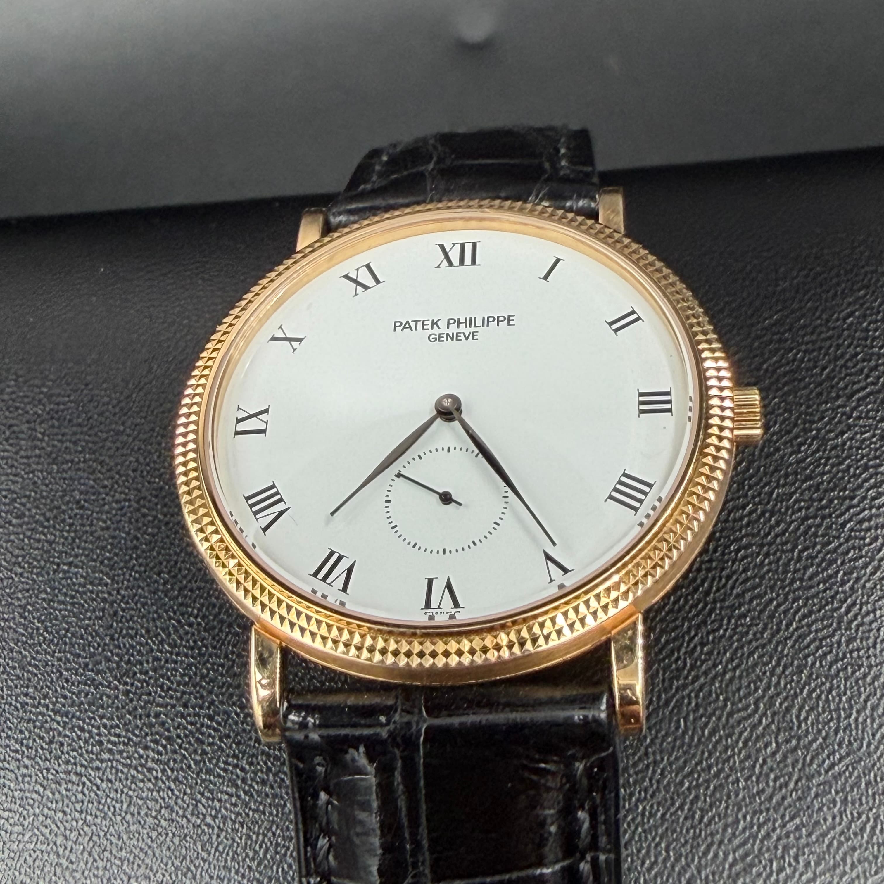 Patek Philippe Calatrava - view 3