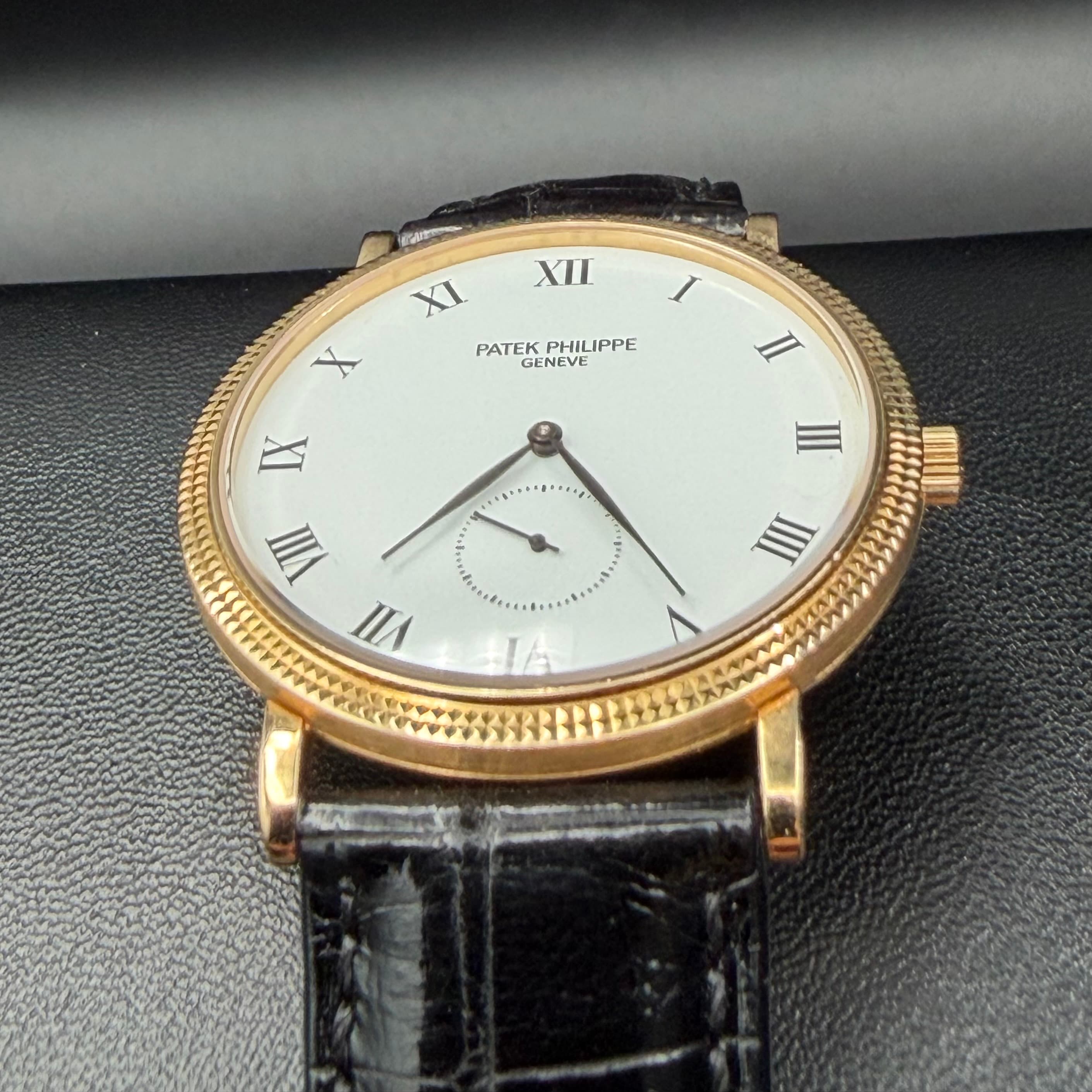 Patek Philippe Calatrava - view 6