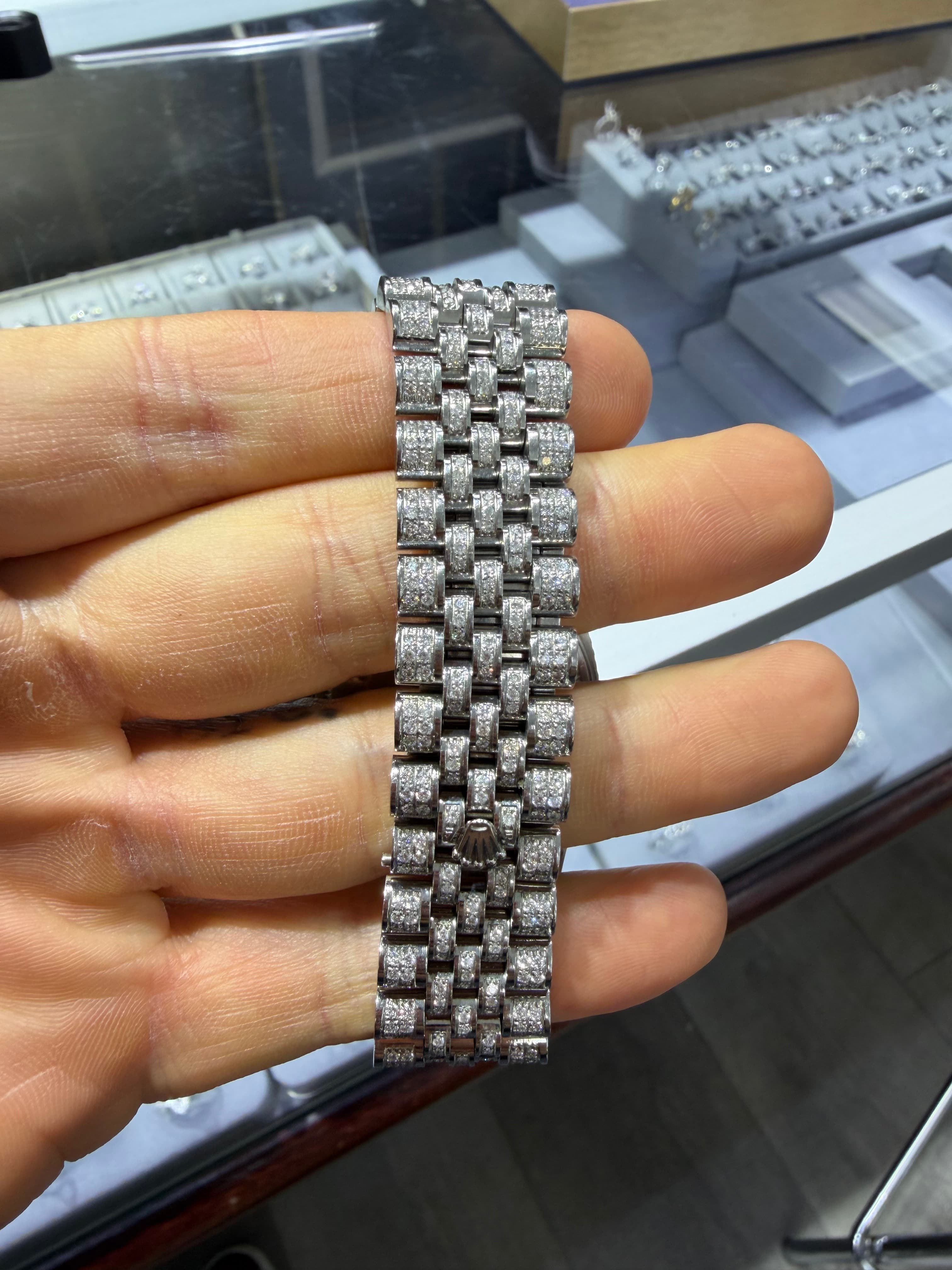 Rolex Date Just Iced out Arabic - view 2