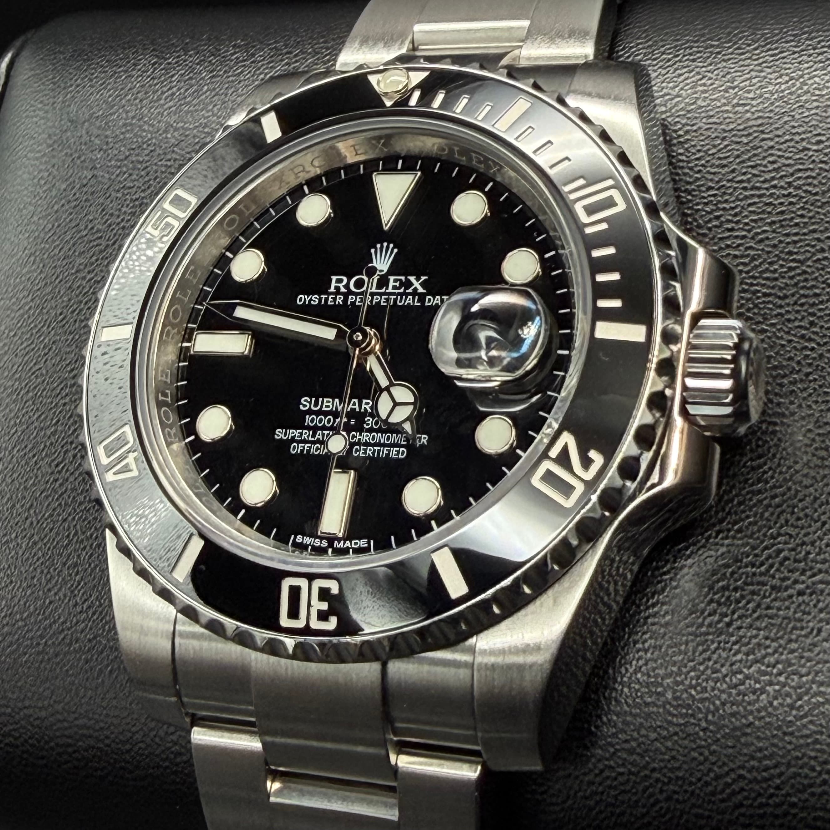 Rolex Submariner Date Black 2015 - view 4