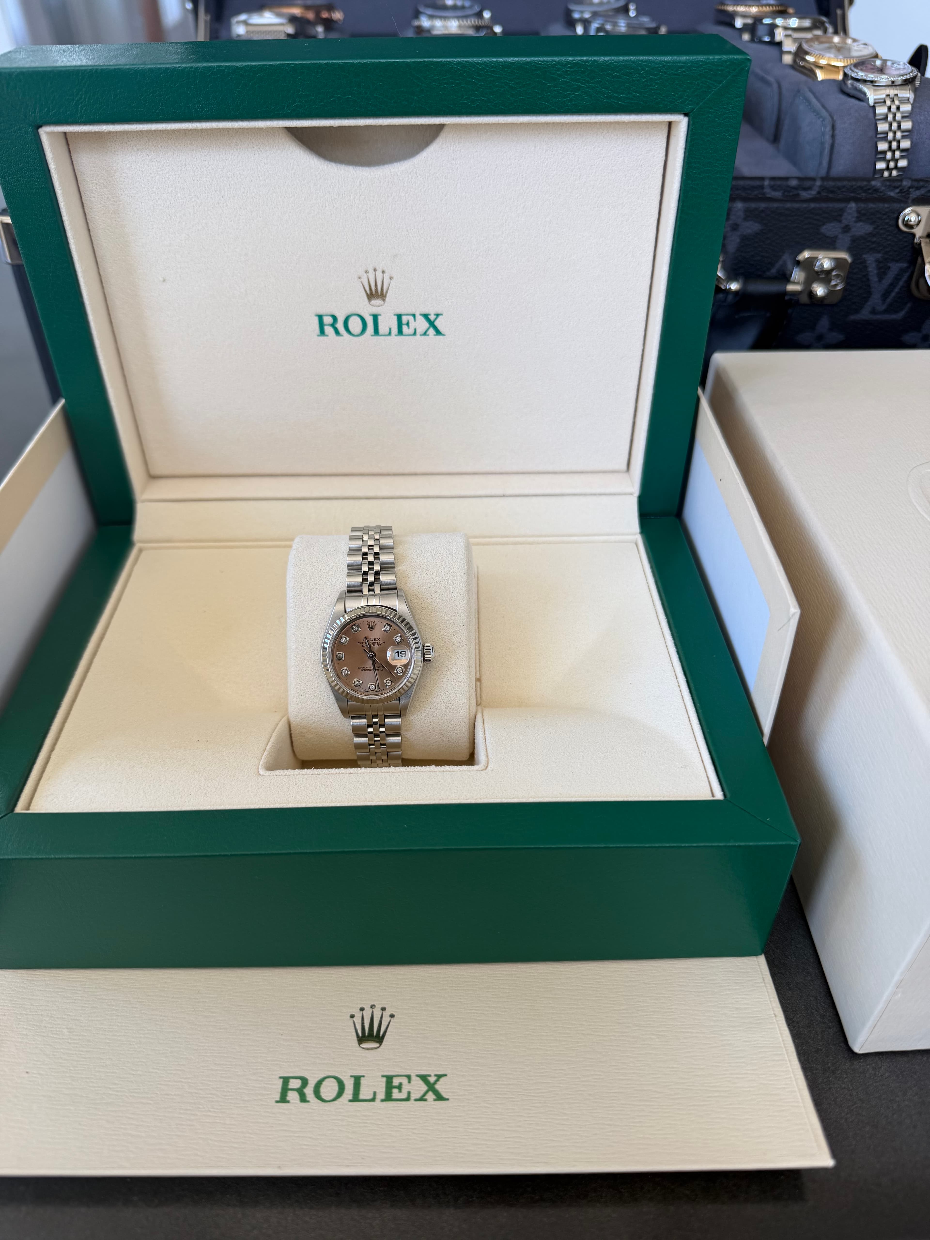 Rolex "Women's" Champagne Diamond Dial Date Just 26mm - view 12