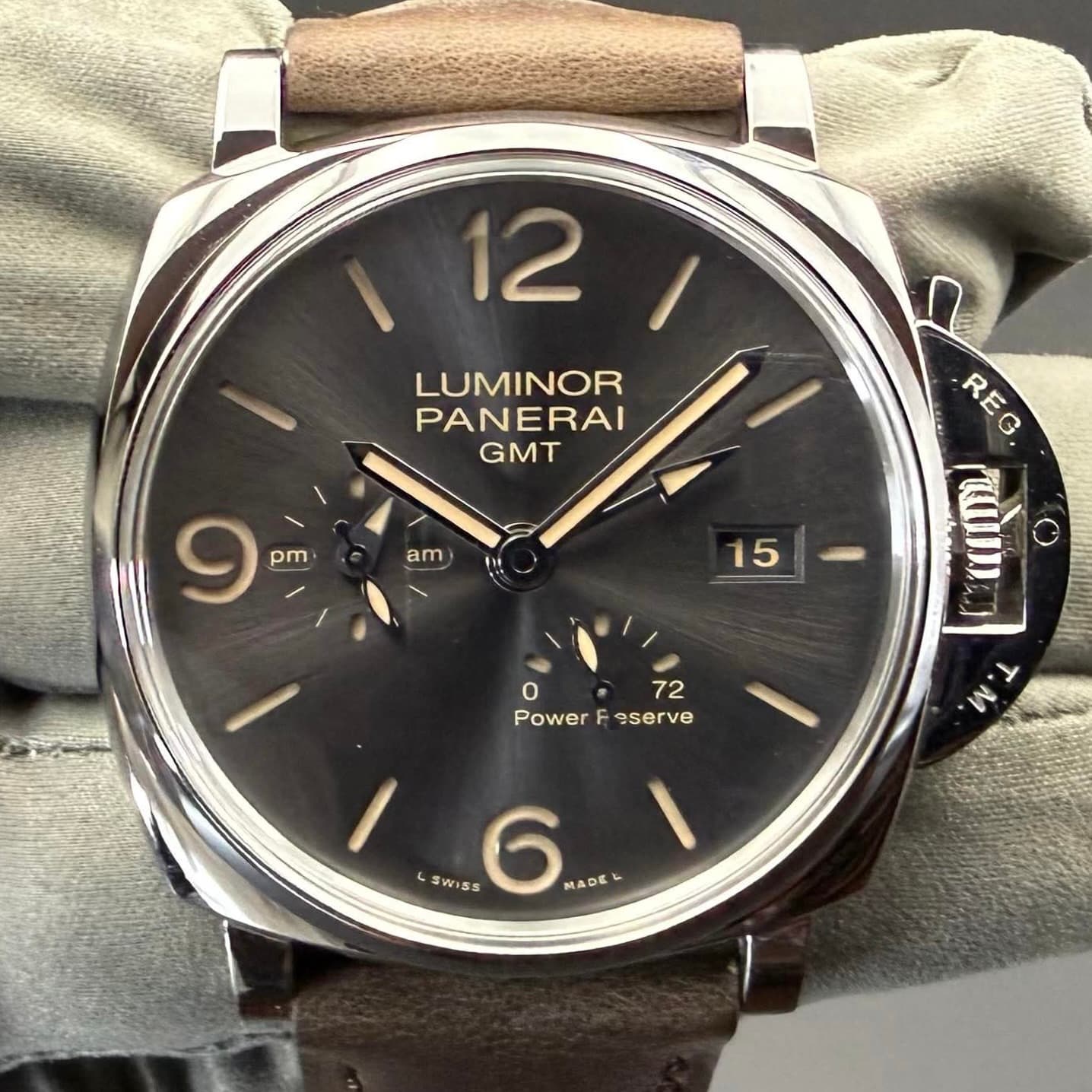 Panerai Luminor Due GMT